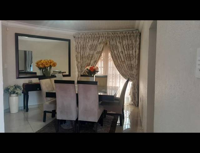 4 BEDROOM HOUSE FOR SALE IN BENDOR